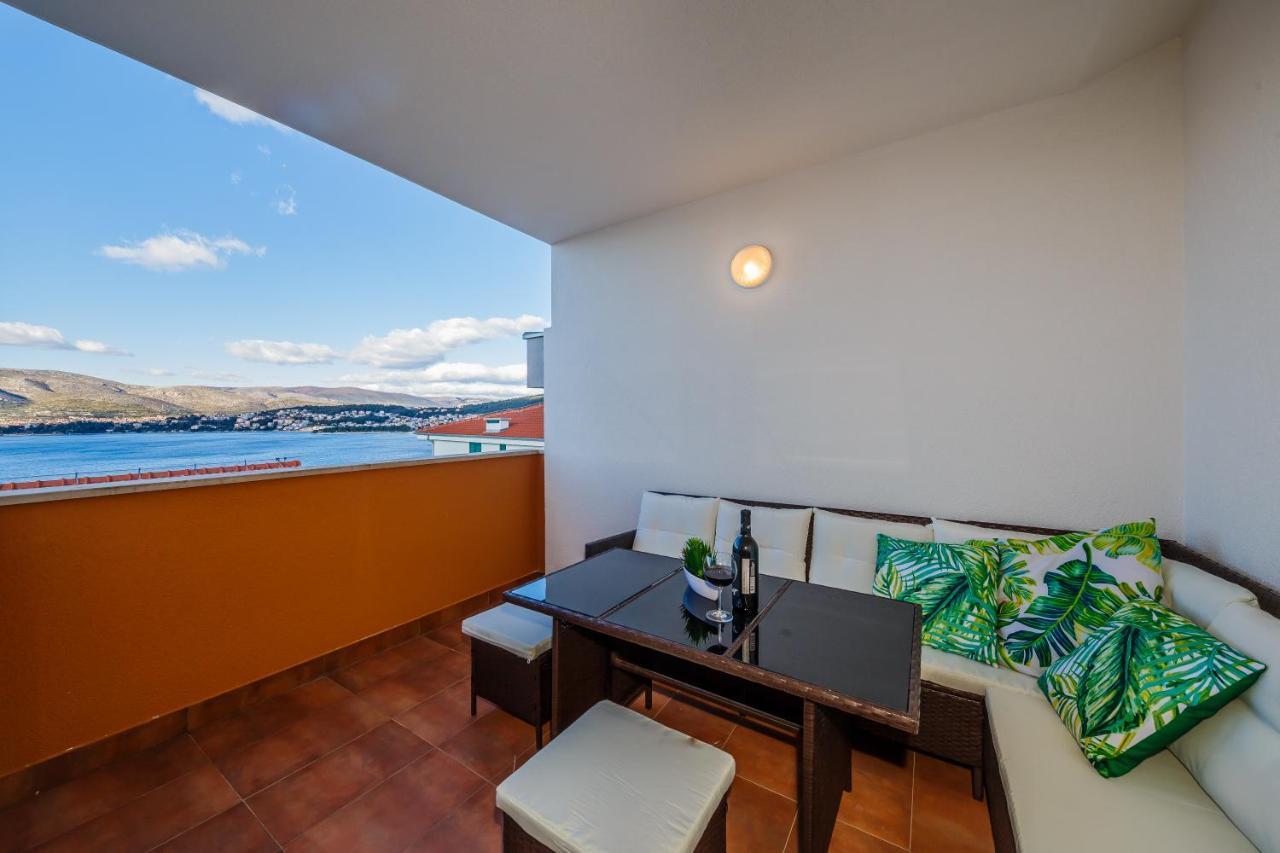 La Perla Appartement Trogir Buitenkant foto